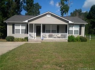 2520 Saluda Dr, Gastonia, NC 28054