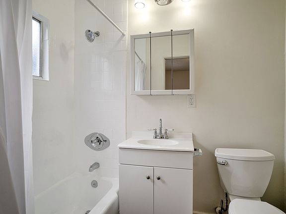 3rd image of 4558 W 173rd St APT G