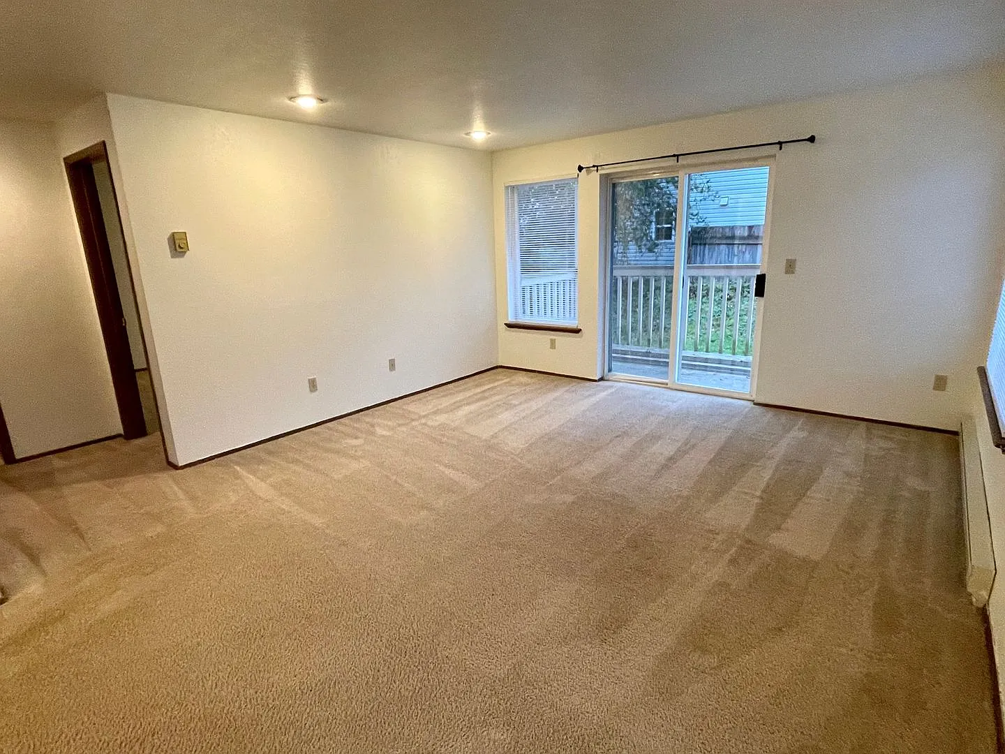 2 Bedroom 1 Bathroom - Bellingham — Photo 1