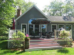 3rd image of 6964 Knollwood Ct