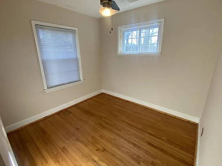 209 Homewood Dr — Photo 11