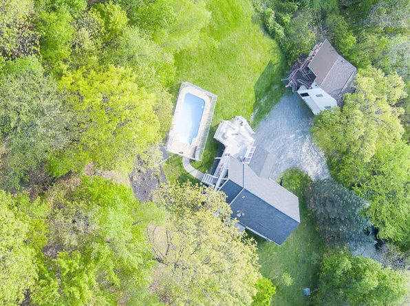 184 Upper Mannix Road, East Greenbush, NY 12061