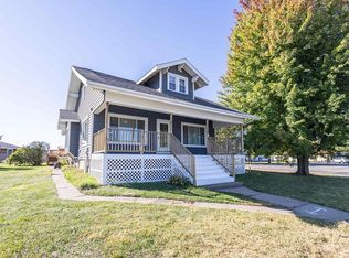 1505 Fairplay St, Hazel Green, WI 53811