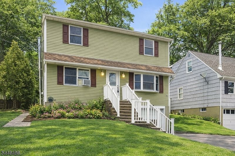 1st image of 413 Wills Ave