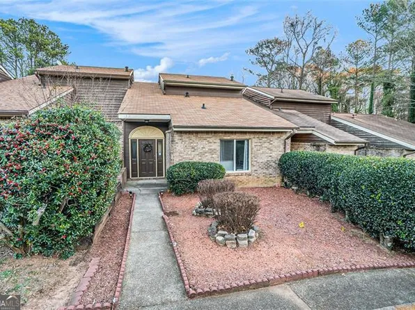 1512 Stoneleigh Way, Stone Mountain, GA 30088