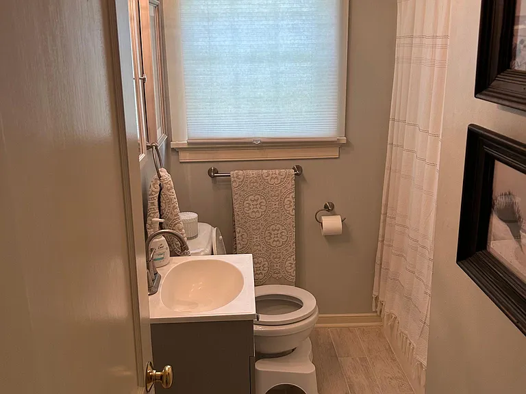 8415 Holly Hill Rd — Photo 16
