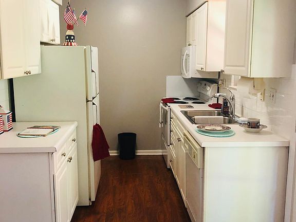 5th image of 6347 Beechfield Dr #56