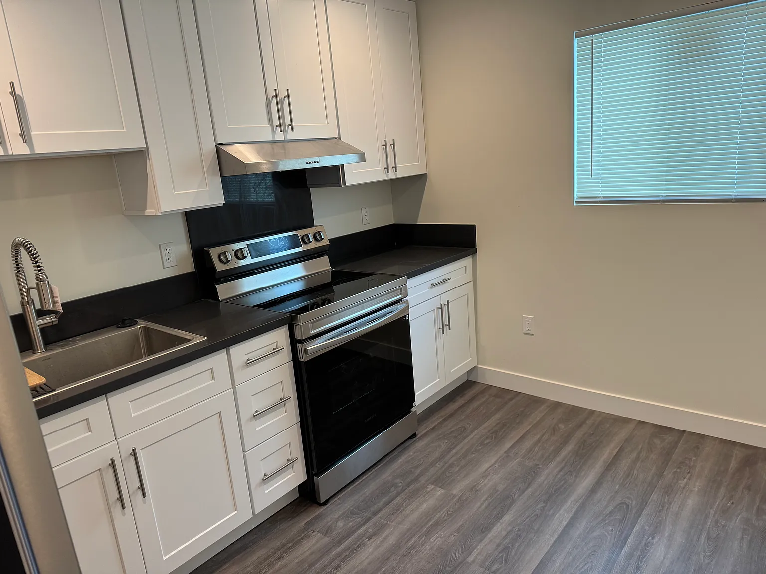 Studio, 208 sqft, $1,650 — Photo 4