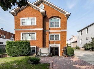 42-28 214th Pl #B3, Bayside, NY 11361