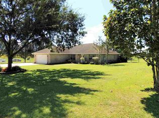 5845 Chestnut Rd, Molino, FL 32577