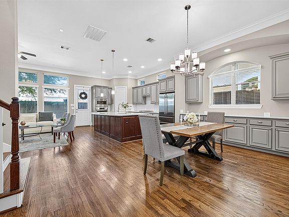 5th image of 8217 Cabernet Ln