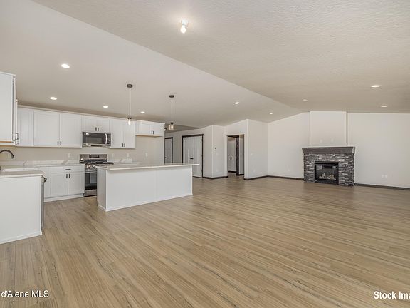4th image of 6962 W Constantine Ln