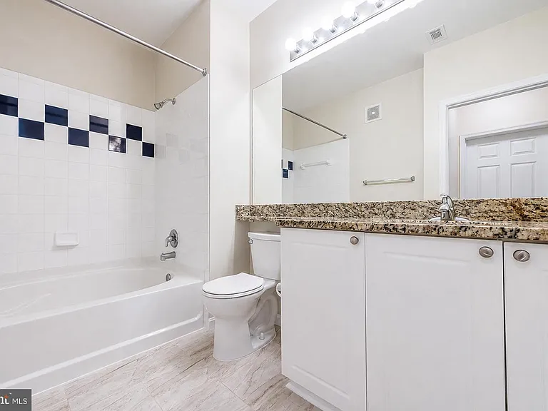 2765 Centerboro Dr #368 — Photo 8
