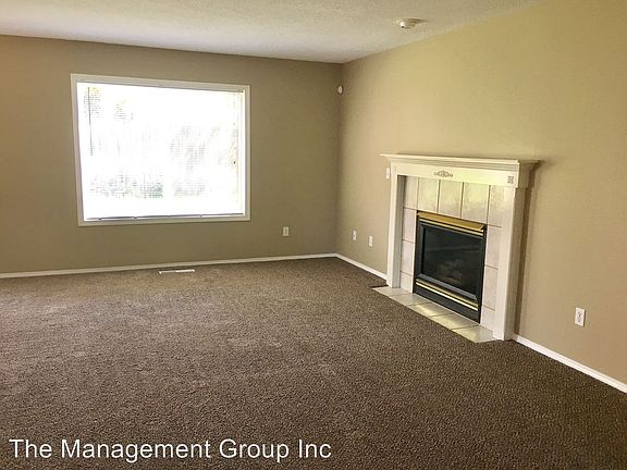 4th image of 7801 NW 10th Ct