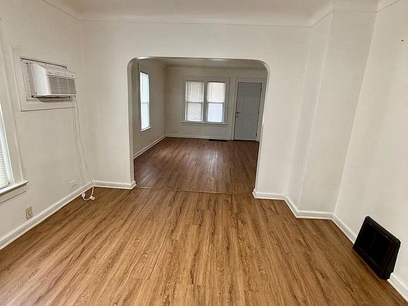 5th image of 1516 Kent St
