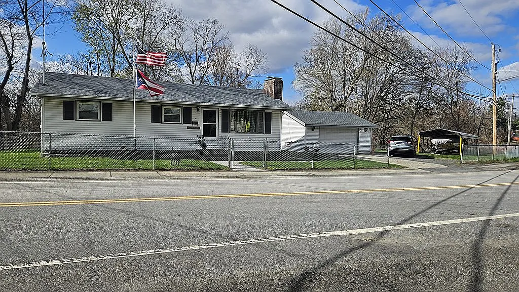 5 Harry Howard Ave photo 1