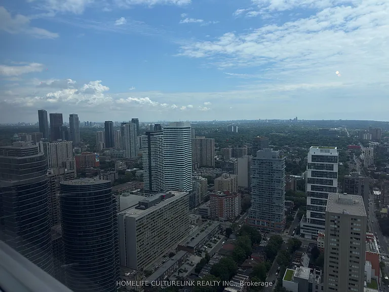386 Yonge St #4606 — Photo 8