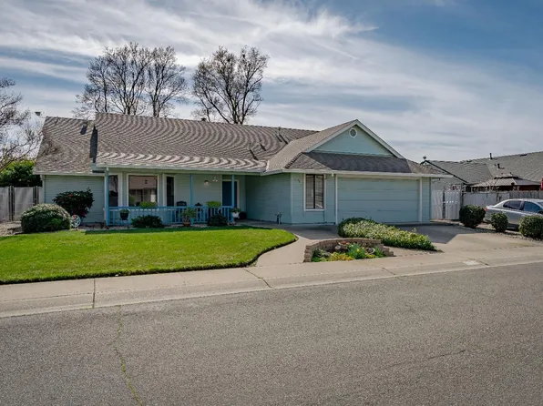 1174 Whitney Dr, Yuba City, CA 95991