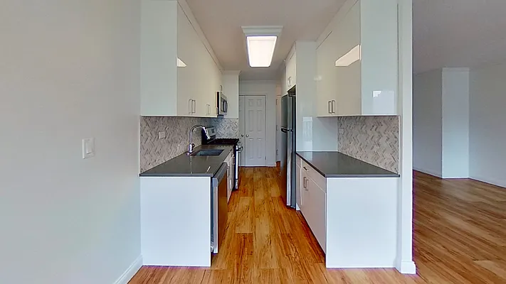 Rented by Batra Group Inc | media 20