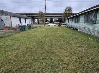 921 Westbank Expy, Gretna, LA 70053