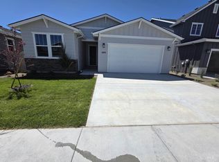 5893 W Sprig Dr, Meridian, ID 83646