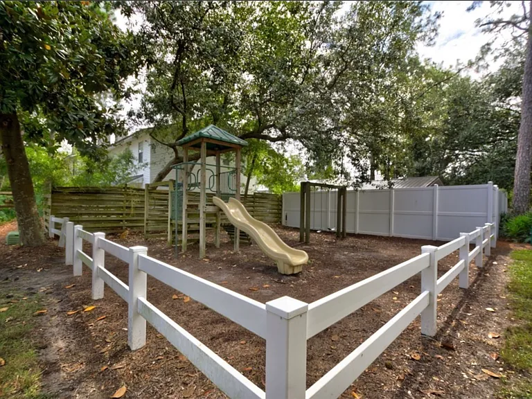2511 Demere Rd #8 — Photo 18