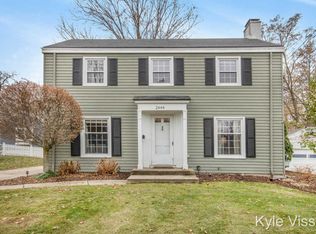2444 Lake Dr SE, East Grand Rapids, MI
