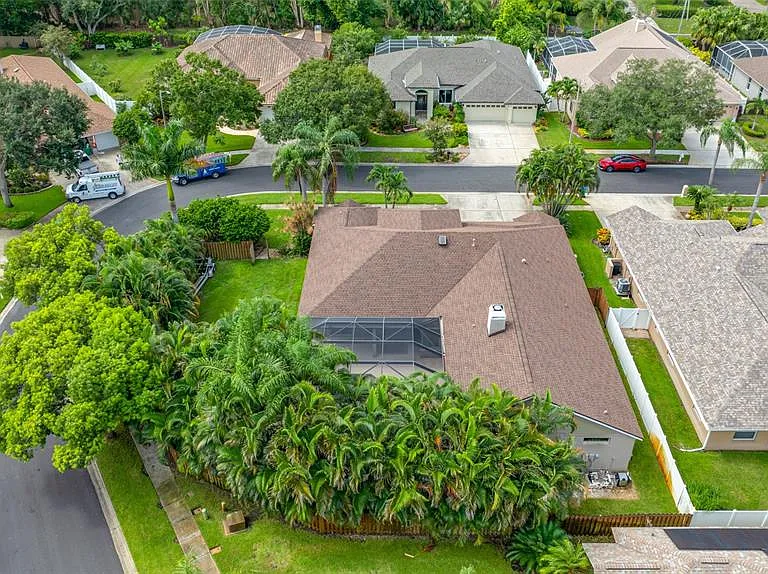 10675 Park Place Dr — Photo 47