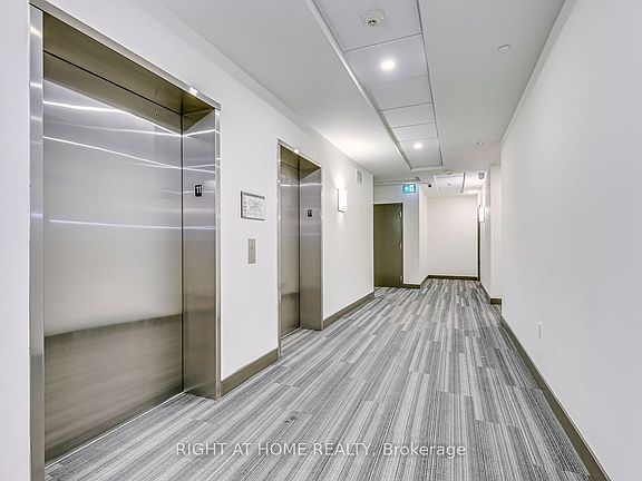 5th image of 100 Garment St #1102