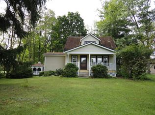 1387 S Center Street Ext, Grove City, PA