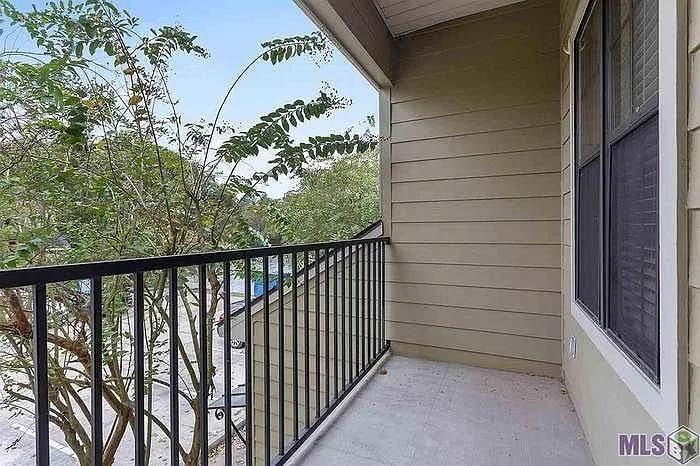 612 S Kenilworth Pkwy #4 — Photo 4