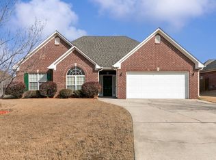 114 Churchill Dr, Maylene, AL 35114