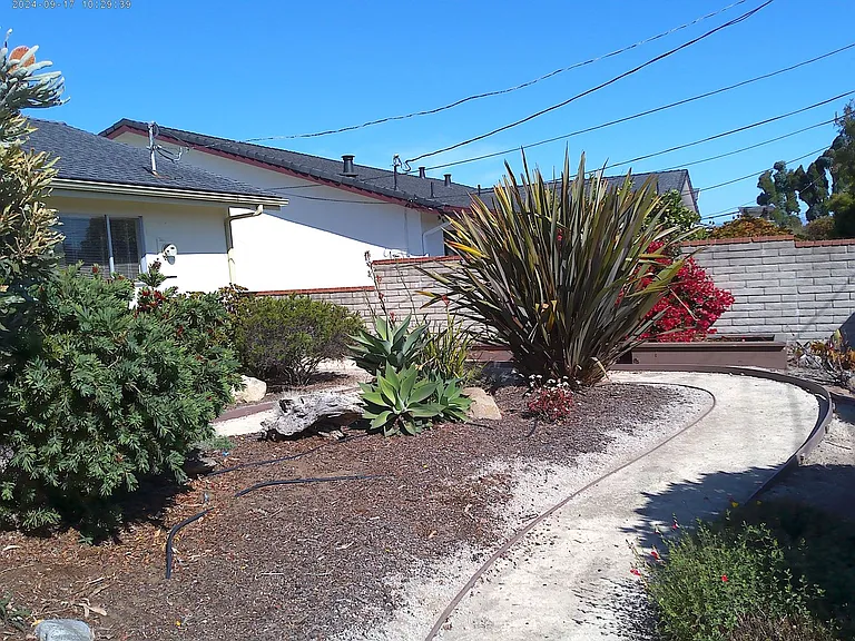 2148 Glenn St — Photo 21