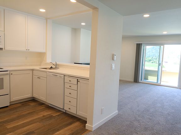 4th image of 455 S Eliseo Dr APT 11