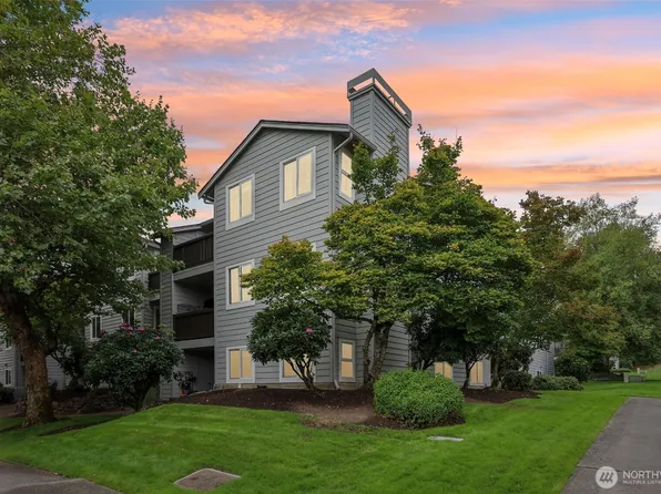 6700 NE 182nd Street SE #B305, Kenmore, WA 98028