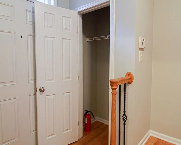 264 W Bland St — Photo 25