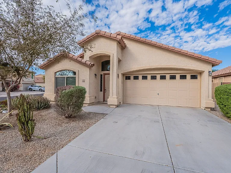 5054 S 235th Dr — Photo 3