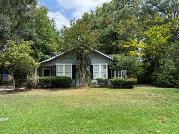 310 Kenneth St, Greenwood, MS 38930