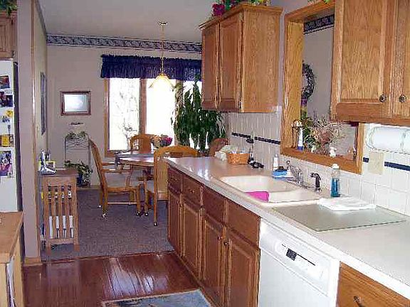 2nd image of 206 Dogwood Ct