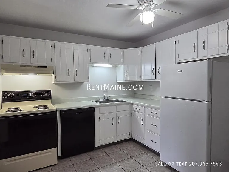 10 Tall Pines Dr #13 — Photo 7