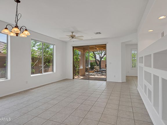 5th image of 41516 N MILL CREEK Way