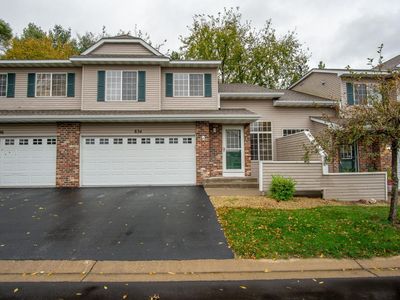 834 Evergreen Cir, Hudson, WI, 54016