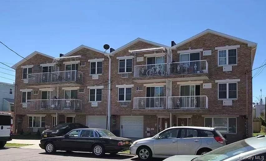 1st image of 6728 48th Avenue