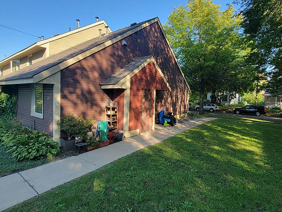 4th image of 708 Marshall Ave