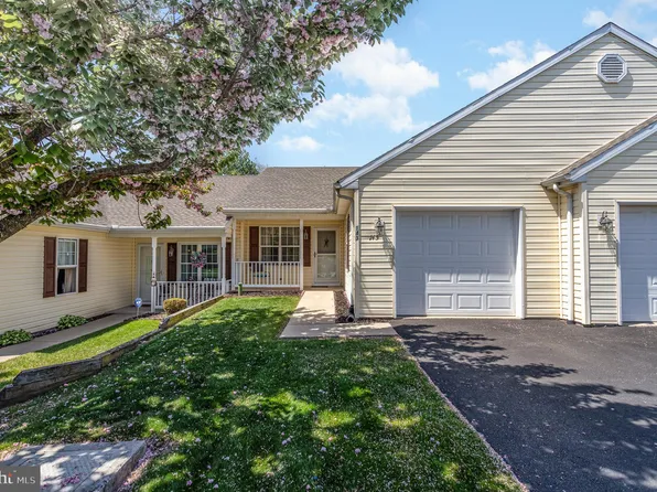 143 Furlong Way #143, Red Lion, PA 17356