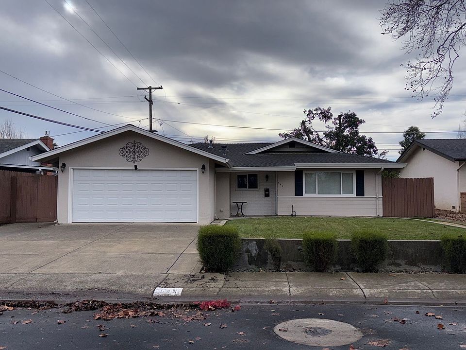 1st image of 549 Westwood Ct