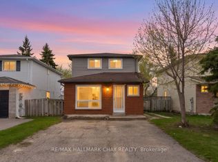 61 Corbett Dr, Barrie, ON L4M5V6