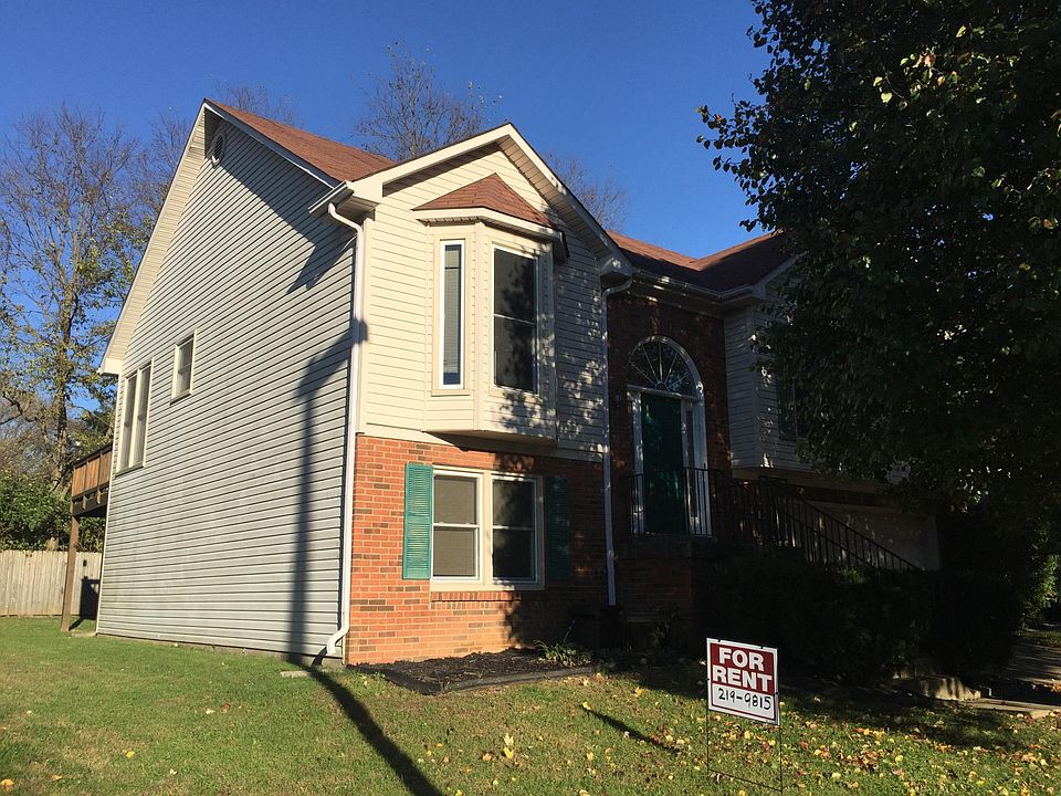 2nd image of 3060 Blenheim Way