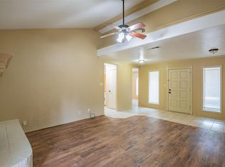805 N Fielder Rd, Arlington, TX 76012