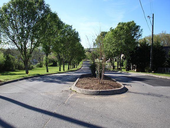 3rd image of 7638 Emory Cove Way